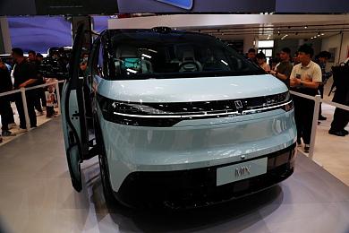 8x8x美女:電競(jìng)新寵:美女戰(zhàn)士傳奇-1