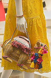 Alenacroft大戰(zhàn)黑鬼：奇幻激戰(zhàn)，新游霸屏-1