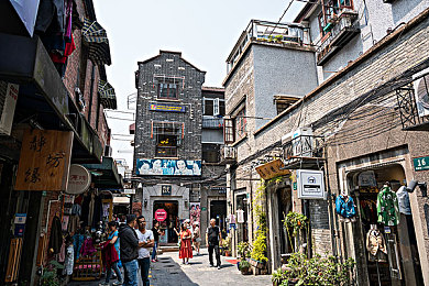 4438 2亞洲最大成人網(wǎng):亞洲成人網(wǎng)站:創(chuàng)新服務(wù)吸粉無數(shù)-3