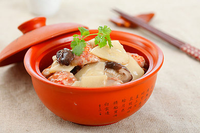 打屁股秘 無內(nèi)褲的網(wǎng)站,網(wǎng)絡低俗風波：揭秘“打屁股秘”網(wǎng)站事件-2