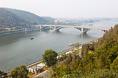 2018國產(chǎn)精品：國產(chǎn)精品游戲崛起，魅力全球矚目-1