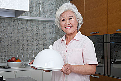 99熱這：社交新寵崛起，APP成年輕人新寵-3