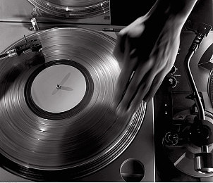 Gay小男生露j自慰黃網(wǎng)站：網(wǎng)絡(luò)隱患引關(guān)注，家長(zhǎng)學(xué)校共護(hù)航-3