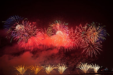 juliaann熟婦和黑人：熟婦擁抱黑人，友誼傳遞正能量-3