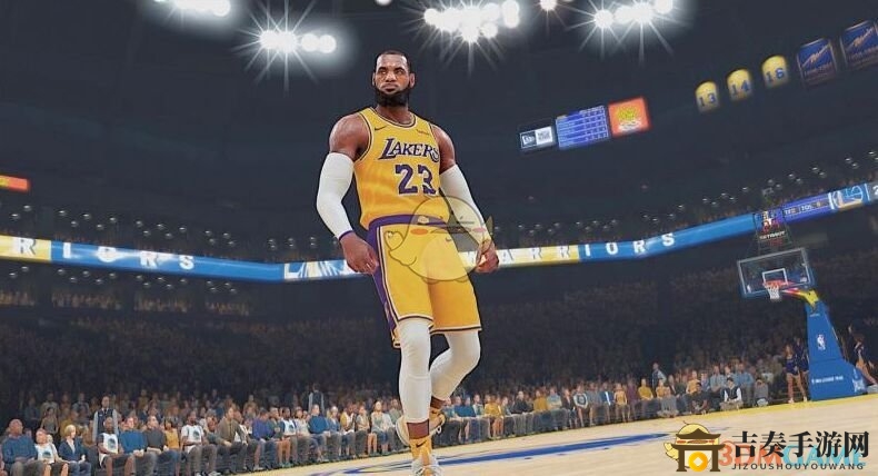 《NBA 2K19》內(nèi)線沉底步操作教學(xué)